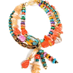Tropical Seashell Beaded Bracelet, Boho Beach Charm Jewelry, Ocean-Inspired Toggle Bracelet, Beach Layered Jewelry