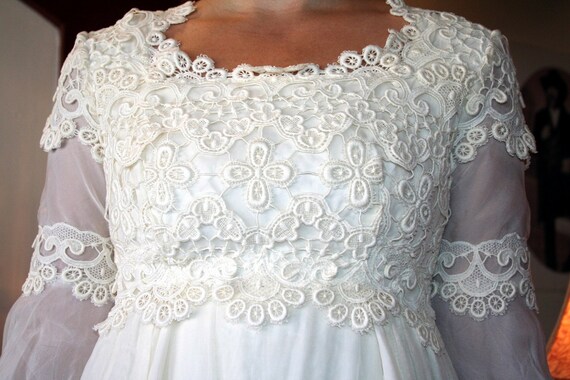 Items similar to Alfred Angelo by Edythe Vincent Vintage Wedding Dress ...