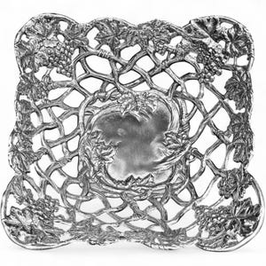 Large Arthur Court Pewter Fruit Bowl, Metal Bowl, Metal Bowl Server, Arthur Court Grapevine Bowl