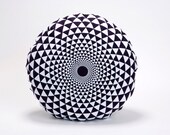 Cubierta de la almohadilla redonda de púrpura y blanco, 21,6 pulgadas, accesorio de casa chic de estilo Boho, geométrica de colchón, cubierta del amortiguador del diseñador, almohada de Noa