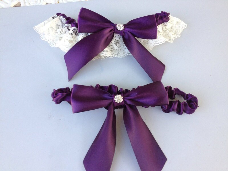 Eggplant / Ivory Wedding Garter Bridal Garter and Toss Etsy