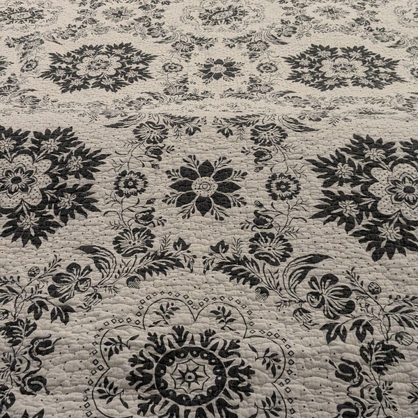Vintage Blumen Wendedecke / Landhaus Dekor