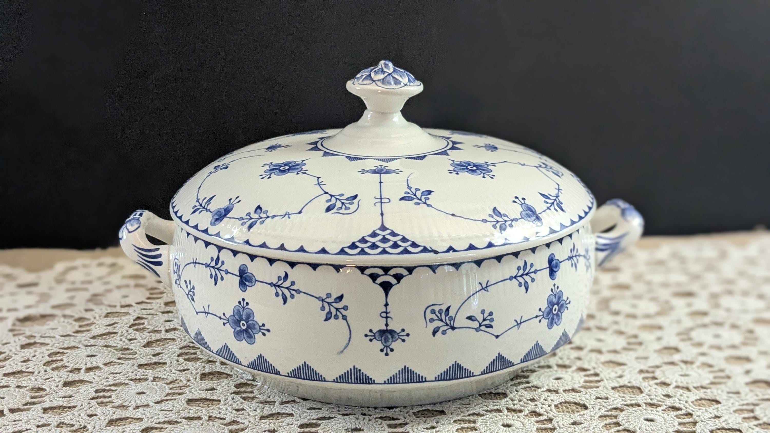イギリス FURNIVALS★クリーマー ブルー&ホワイト デンマーク ジャグ s-l400.jpg
