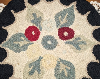 Vintage Hooked Chair Pad / 13" Chair Mat / Table Mat / Candle Mat / Rose Flower Design