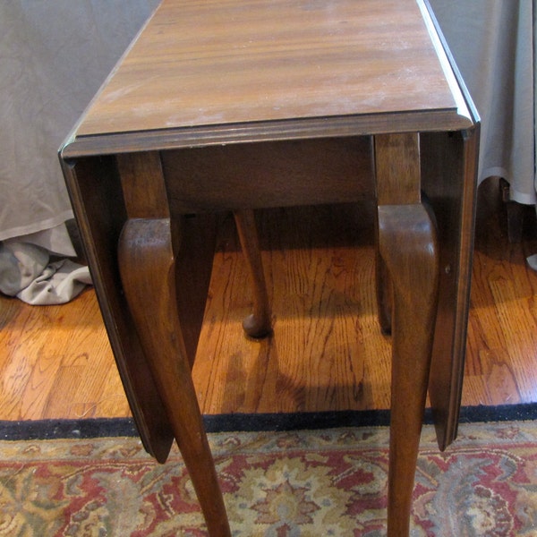 Antique Solid Walnut Drop Leaf Gate Leg Table