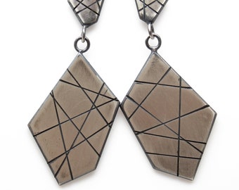 Orecchini pendenti geometrici moderni in argento sterling, gioielli artigianali, gioielli contemporanei