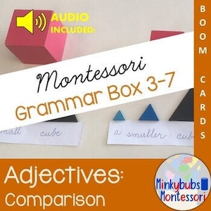 Può includere: Scatola di grammatica Montessori 3-7 Aggettivi: Confronto. Un set di blocchi di legno colorati e carte con le parole "piccolo", "cubo", "un cubo più piccolo" scritte su di essi. L'immagine include il testo "AUDIO INCLUSO" e "Minkybubs Montessori".