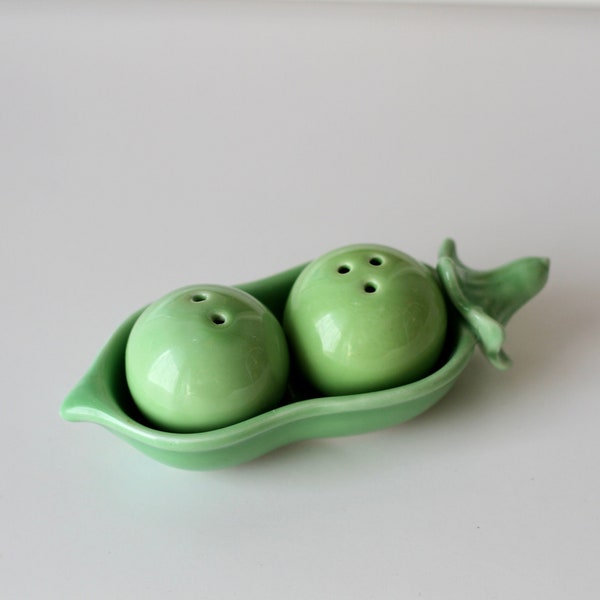 Vintage Peas and a Pod Etsy