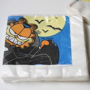 Vintage Garfield Halloween Napkins, Luncheon Napkins Pack of 16, Party Supplies, Vintage Halloween, Jim Davis, Made in USA, Carlton Cards