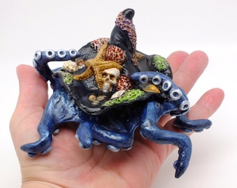 Sea Witch Octopus Sculpture Figurine Skull Starfish Octopus Sea Witch OOAK (one of a kind) Clay Sculpture, Davey Jones Locker Octopus