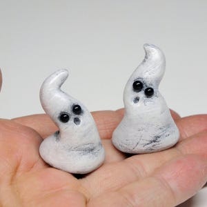 Hand Sculpted Halloween Ghost Figurines: Spooky Clay Decor (OOAK)
