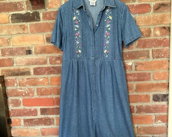 Vintage Blue Denim Maxi shirt Dress, Front buttons, Cottagecore Jean Dress, short sleeves, All Cotton, casual all season dress market dress