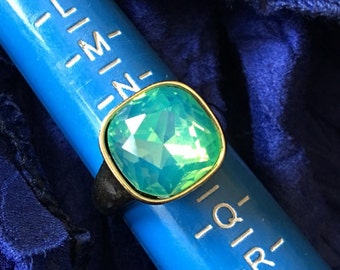 Swarovski Seafoam Green Crystal Ring: Bohemian Gold Band, Size 8