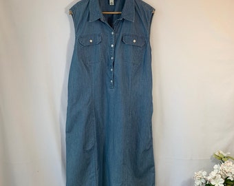 Blue Lyocell Chambray cotton dress, sheath, Jones New York, 90s Pocket Dress, Pullover dress, Country City ,Market day, chest 44"