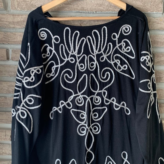 Rope Embroidered  Popover  tunic Top , Black blou… - image 6