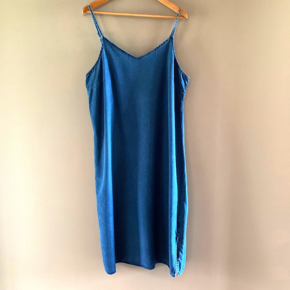 french connection a-line dress Z Supply Daniela Blue Chambray Square Neck Strap Tiered Denim Jeans Dr –  Brie main image 0