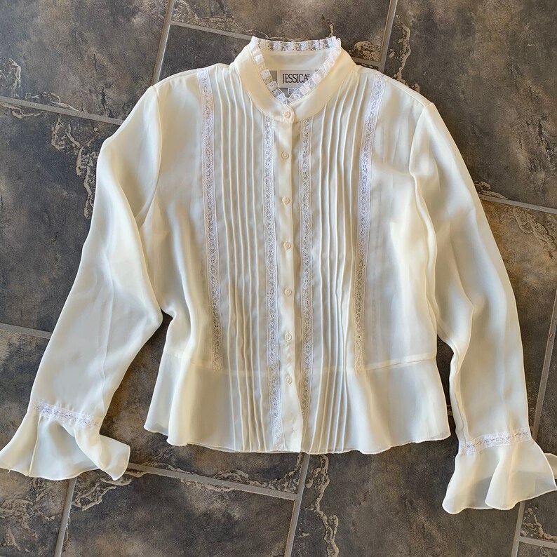 Ivory Cream Pintuck-pleated Blouse Lace details High neck Front buttons Flutter sleeves Romantic women/'s Large Chest 42