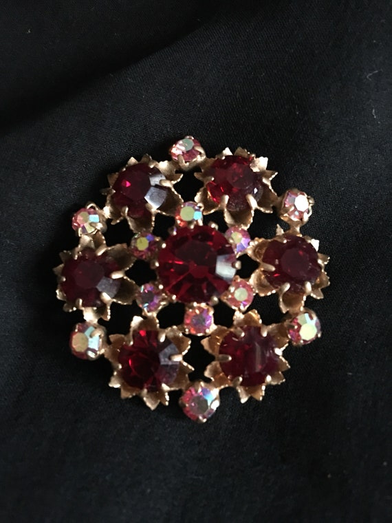 Red jeweled Brooch, 1950s Rhinestone, Embellished 