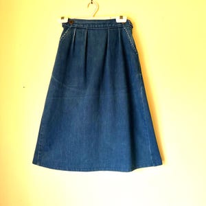 70&#39;s Denim wrap blue jean skirt with an Adjustable button waist and 2 side pockets, heavy Cotton casual skirt, Womens Small, waist 26&quot;,