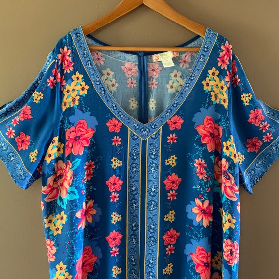 Vintage floral MuuMuu , 3X,  Blue loose fitting T… - image 8