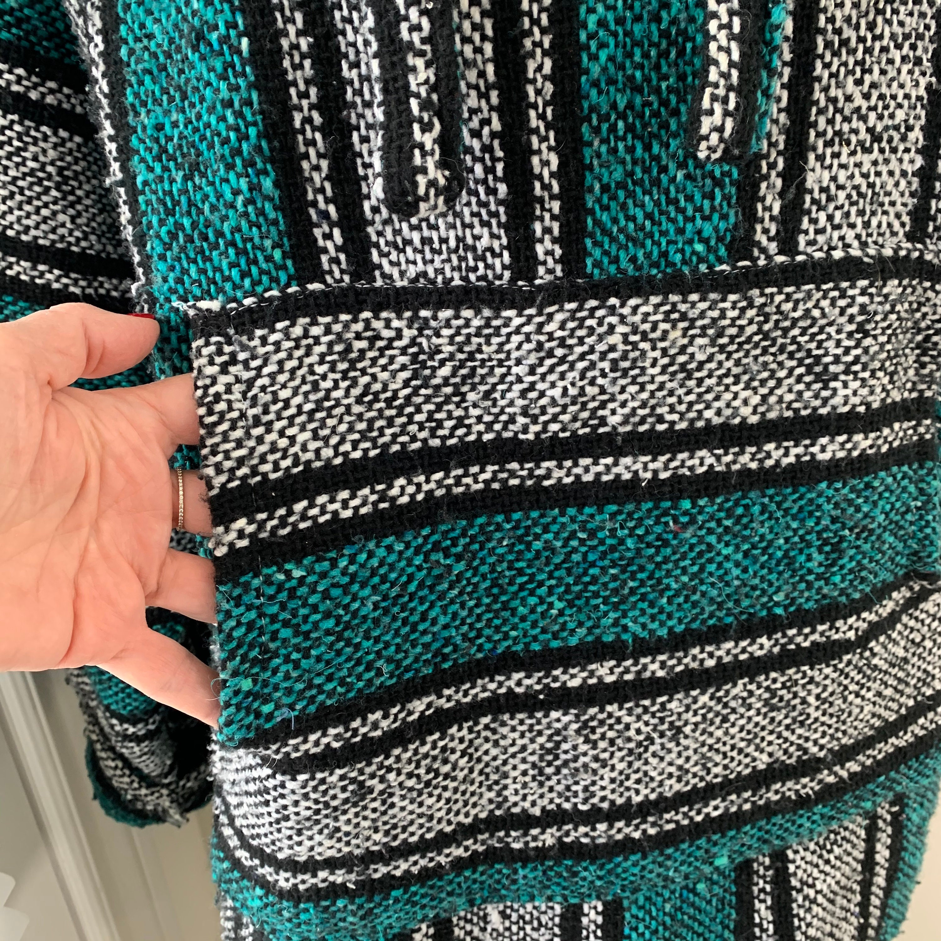 ジャケット・アウター 70s Mexican rug hoodie jacket Vintage Baja Hoodie Mexican Hooded Sweater Green White Woven