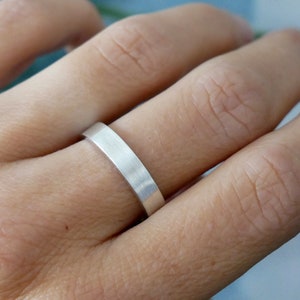 Brushed recycled 925 silver ring for women and men, minimalist brushed solid silver ring, unisex matte silver wedding ring