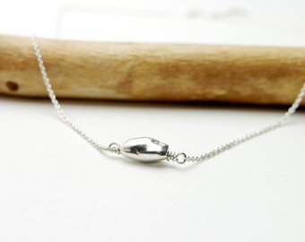 Minimalist nugget choker necklace in recycled 925 silver for women