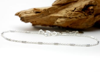 Minimalist recycled 925 silver bracelet for women, fine chain, alternating striated tubes, accumulable and adjustable