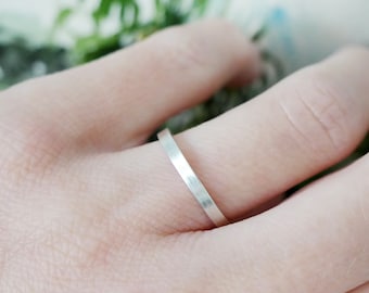 Recycled 925 silver brushed wedding ring, minimalist stackable women's and men's matte ring, matte unisex thin ring