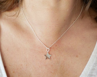 Small star pendant on thin chain choker in minimalist recycled 925 silver