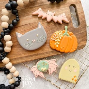 A Classic Halloween Cookie Class - CLASS ONLY