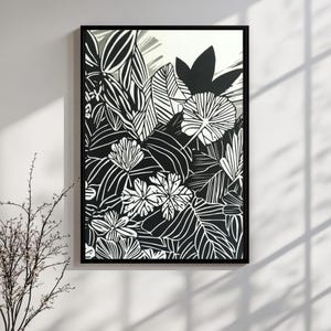 Vintage Floral Line Art Printable - Hand-Drawn Botanical Illustration, Monochrome Nature Wall Decor, Elegant Digital Artwork