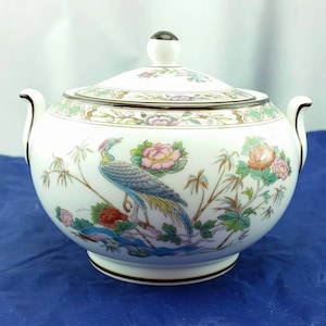 Grue Wedgwood kutani servant de sucrier MINT