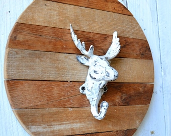 Cottage Wall Decor Deer Head Hook Mounted on Primitive Rustic Round Plateau