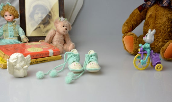 Vintage Crochet Baby Booties Baby Feet Warmers Ba… - image 4