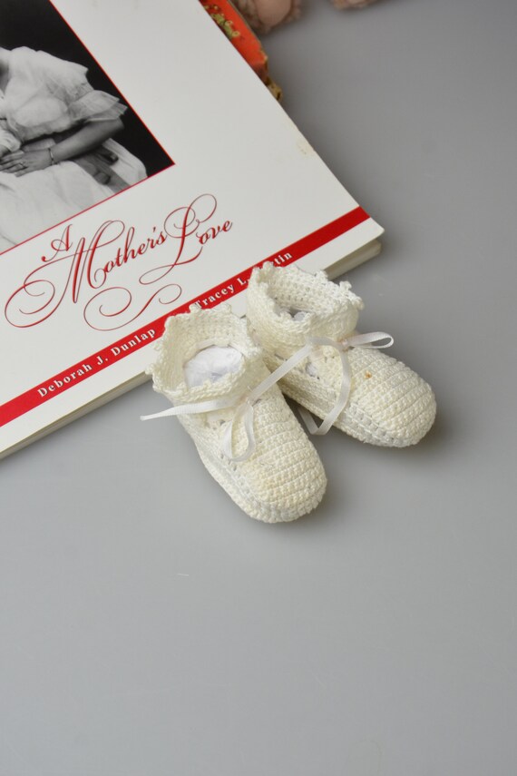 Vintage Crochet Baby Booties Baby Feet Warmers Ba… - image 5