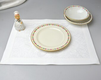 Set of 4 Vintage Ralph Lauren Placemats White Paisley Embroidered Cotton Luxury Dinner Decor