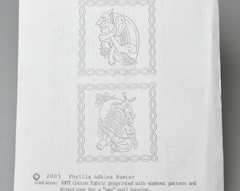 Celtyckie psy, dwa wzory haftu, kwadraty 13 cali, wstępnie zadrukowane, wzory do wyprania nr 308 autorstwa Phyllis Adkins Baxter, irlandzka sztuka ludowa