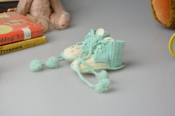 Vintage Crochet Baby Booties Baby Feet Warmers Ba… - image 3
