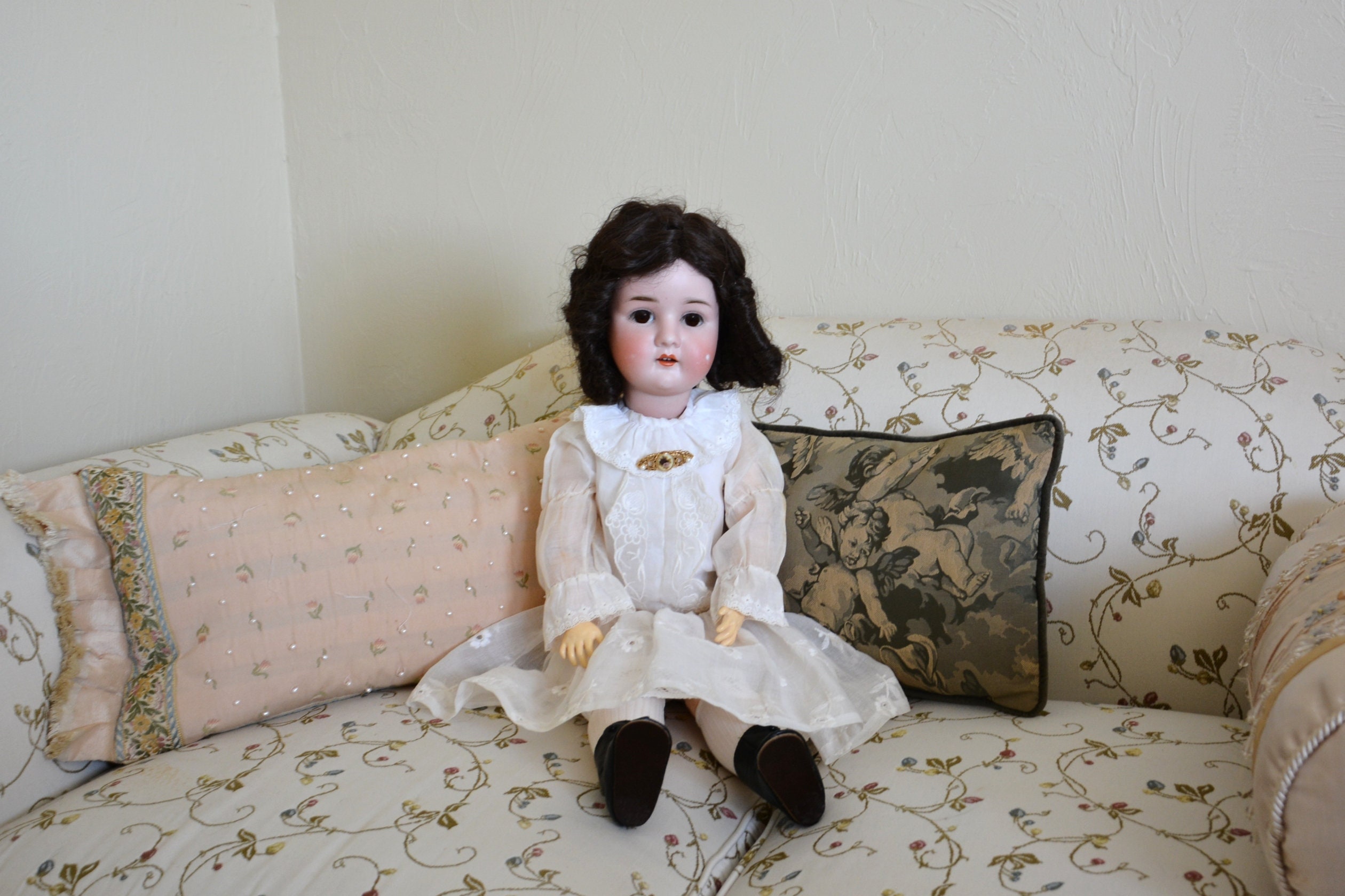Antique German Porcelain Doll: Schoenau & Hoffmeister 914 SPBH
