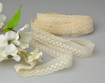 1 1/4" Wide Ivory Lace Trim Scalloped Edge 11 Yards Lace Craft Supply