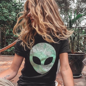 Velvet Alien Shirt / Velvet Patch / Gift / Alien T Shirt / Velvet Shirt / Loungewear /Cute Shirt Women / Graphic Tee / Tie Dye / Retro image 1