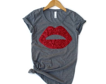 Lips Shirt. LipSense Shirt. Sequin Lips Patch Tee Shirt. Lipstick Shirt. Plus Size Clothing. Kiss Shirt. Valentines Gift. Cute Shirt.