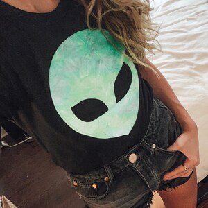 Velvet Alien Shirt / Velvet Patch / Gift / Alien T Shirt / Velvet Shirt / Loungewear /Cute Shirt Women / Graphic Tee / Tie Dye / Retro image 2