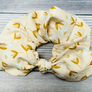 Pretty Flower Scrunchie with Bow