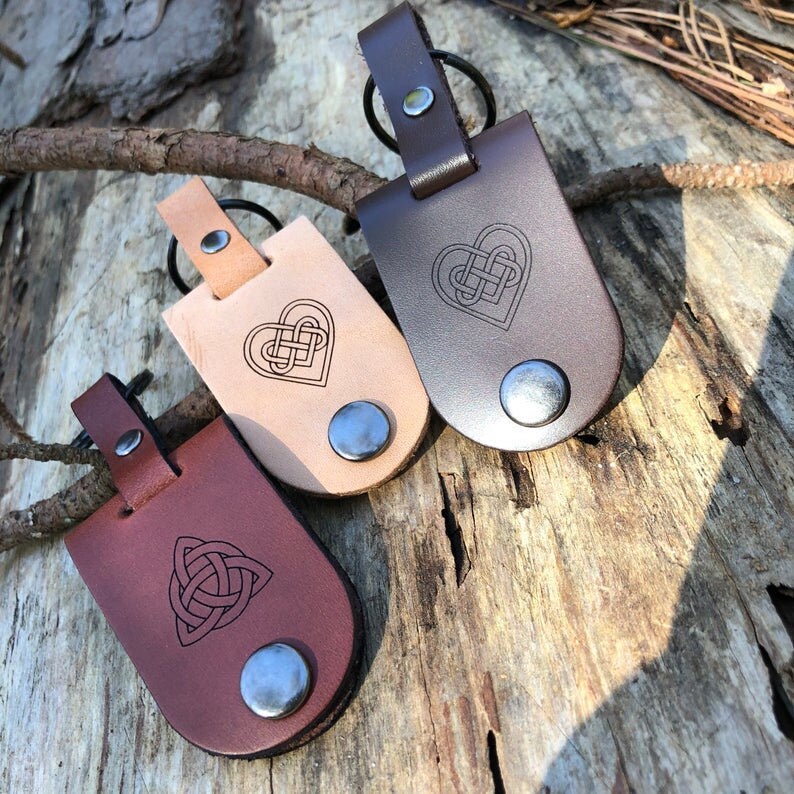 Leather keychain with picture Choice of Celtic knot style and leather color