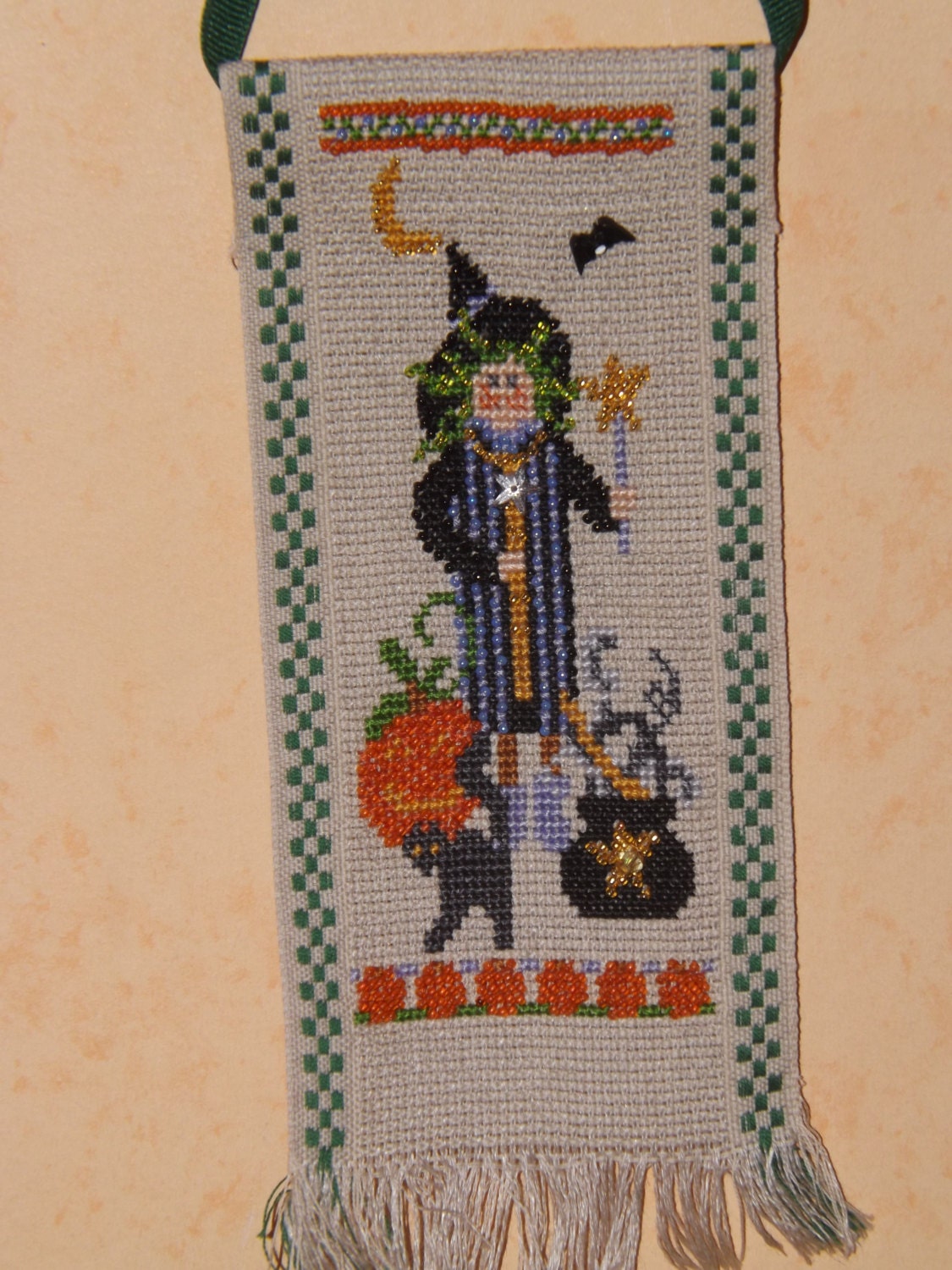 Bannière Autumn Medley - Broderie Point Compté et Perles Faite Main