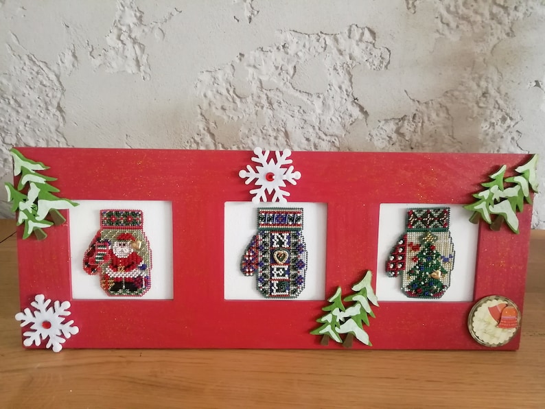 Christmas - table 3 compartments embroidered hand with cross sti