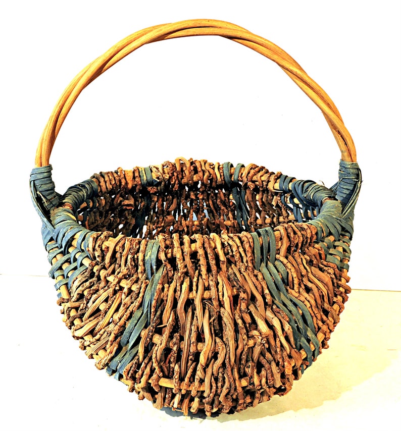 Vintage Buttocks Basket Hand Woven Twig Basket Primitive Egg Etsy