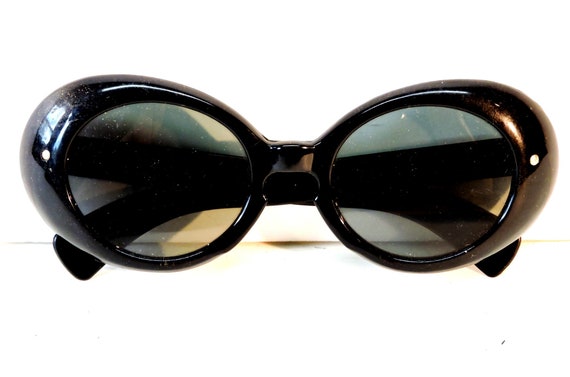 Antique 1945 Polaroid Sun Glasses